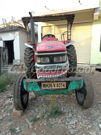 MAHINDRA Arjun 555 Di