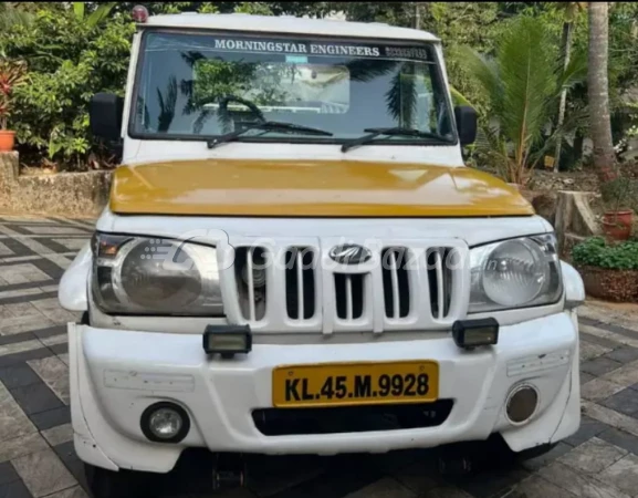 MAHINDRA Bolero Maxitruck CBC