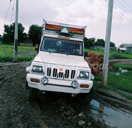 MAHINDRA Bolero Camper