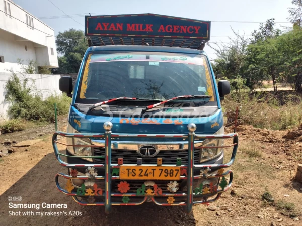 TATA MOTORS Intra V30