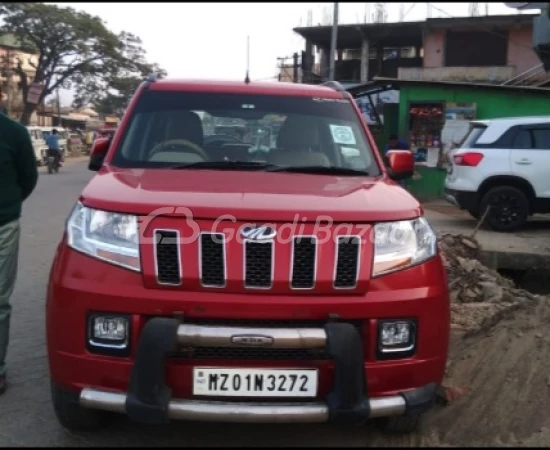 MAHINDRA TUV300 (2019)