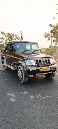 MAHINDRA Bolero Camper