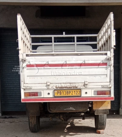 MAHINDRA Bolero Pik-Up