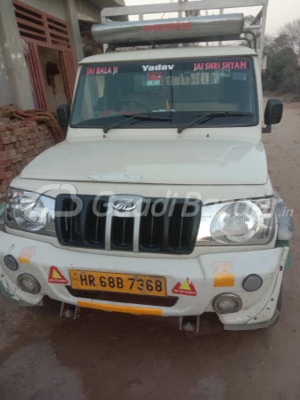 MAHINDRA Bolero Maxitruck Plus