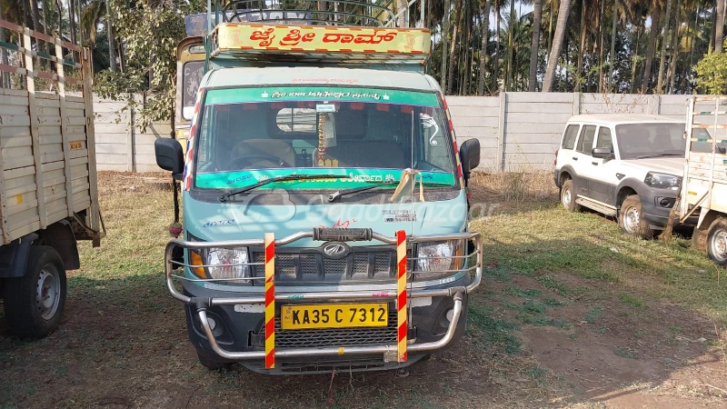 MAHINDRA Supro MiniTruck