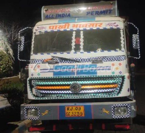 DAIMLER INDIA COMMERCIAL VEHICLES 3723R