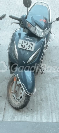 Second hand scooty online