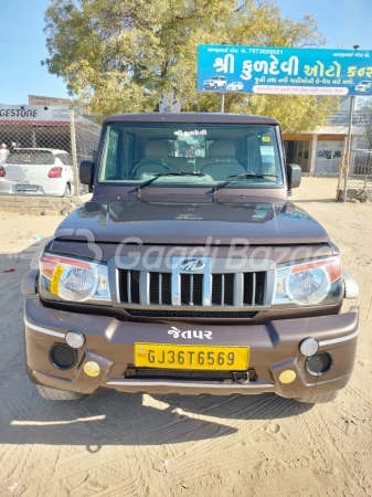 MAHINDRA Bolero Camper