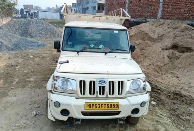 MAHINDRA Bolero Maxitruck Plus