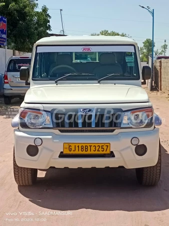 MAHINDRA Bolero Camper