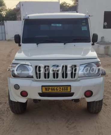 MAHINDRA Bolero Camper