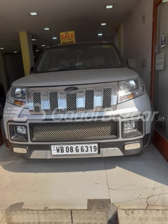 MAHINDRA TUV300 (2019)