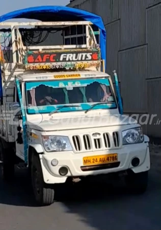 MAHINDRA Bolero Pik-Up