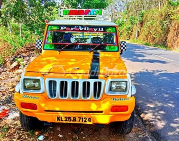 MAHINDRA Bolero Maxitruck CBC