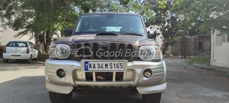 MAHINDRA Scorpio [2009-2014]