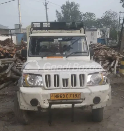 MAHINDRA Bolero Pik-Up