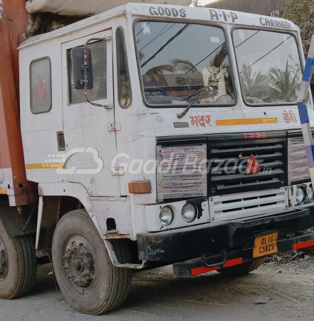 ASHOK LEYLAND 3118 LA (Super)