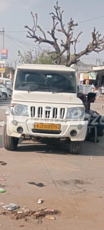 MAHINDRA Bolero Camper