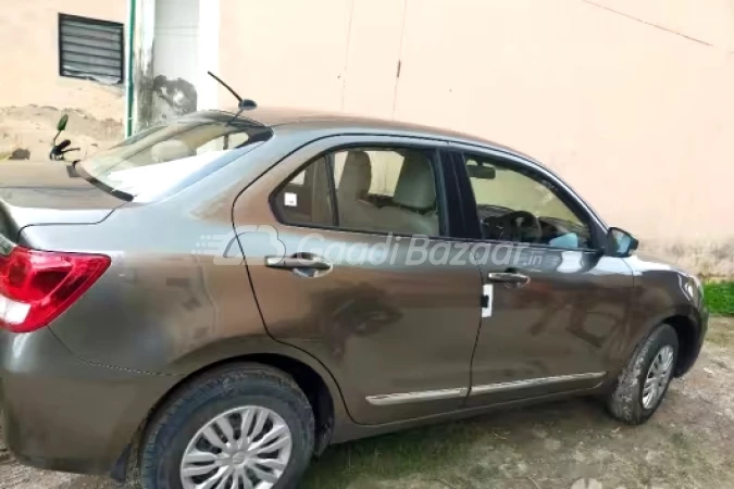 MARUTI SUZUKI Dzire