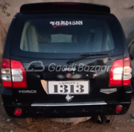 Force Motors FORCE ONE