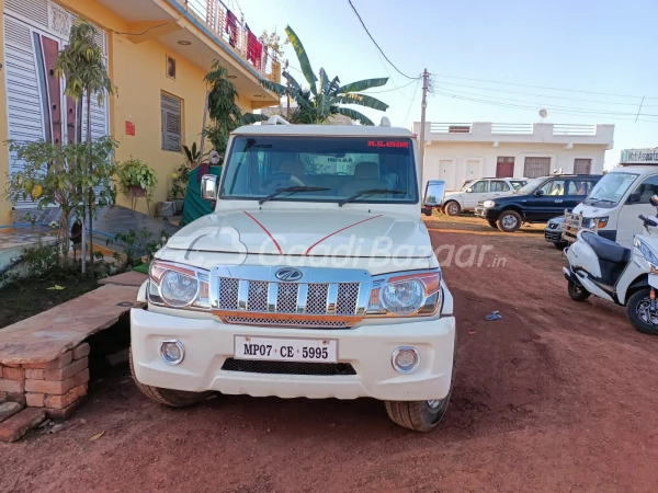 MAHINDRA Bolero Power+