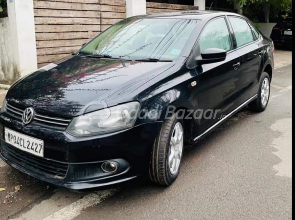 VOLKSWAGEN Vento [2012-2014]