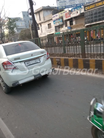 MARUTI SUZUKI Dzire