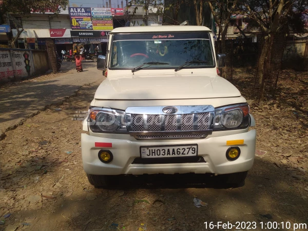 MAHINDRA Bolero Power+