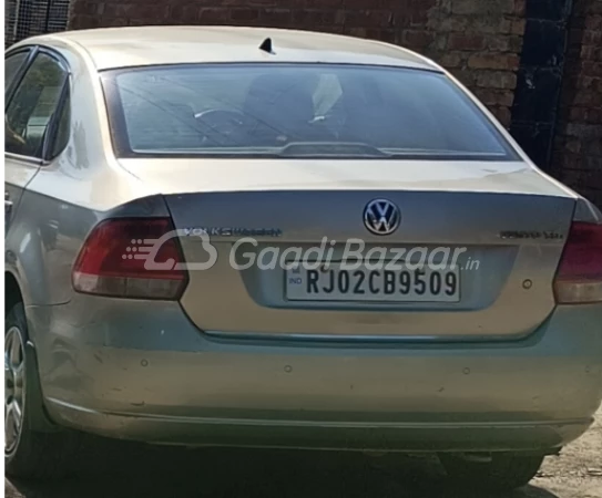 VOLKSWAGEN VENTO