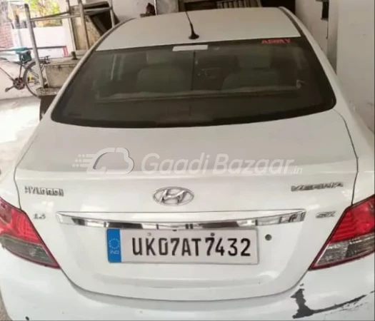 HYUNDAI VERNA