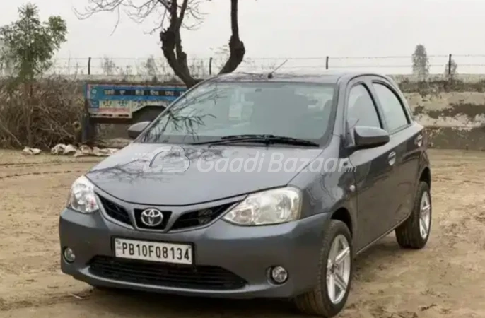 TOYOTA Etios Liva [2014-2016]