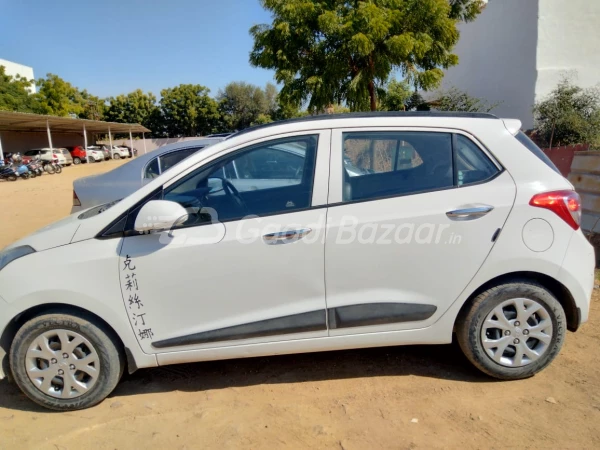 HYUNDAI GRAND I 10