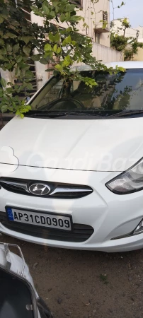 HYUNDAI Verna [2011-2015]