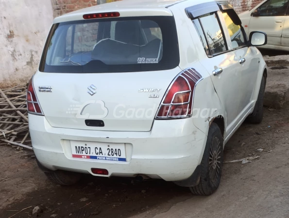 MARUTI SUZUKI SWIFT