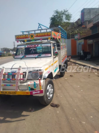 MAHINDRA Bolero Pik-Up