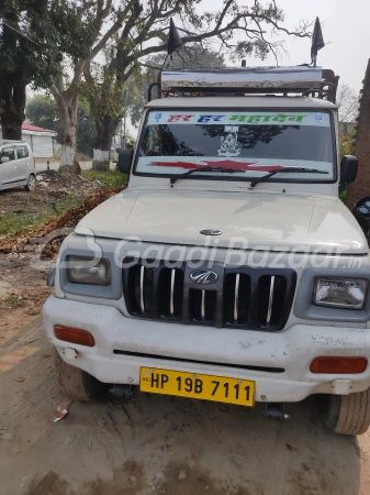 MAHINDRA Bolero Camper