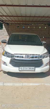 TOYOTA INNOVA CRYSTA