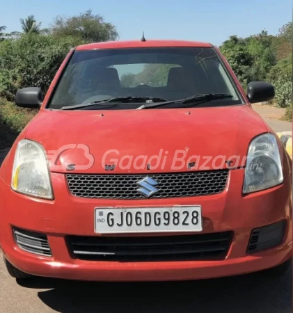 MARUTI SUZUKI SWIFT