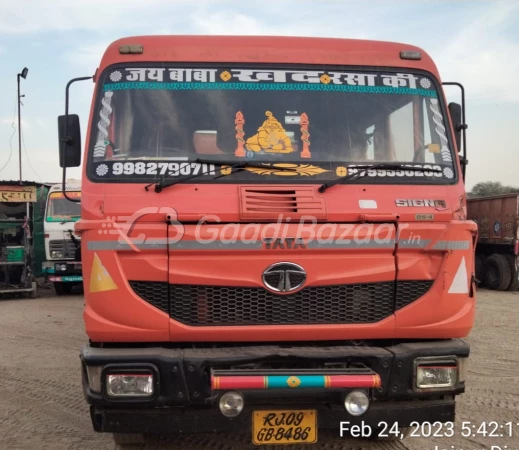 TATA MOTORS Signa 4923.S BS-IV