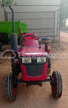 MAHINDRA Yuvraj 215 Nxt