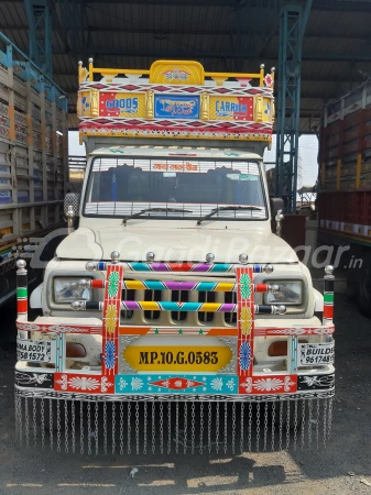 MAHINDRA Bolero Pik-Up