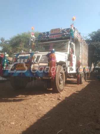 MAHINDRA Bolero Pik-Up