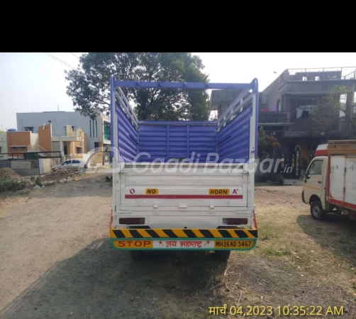 MAHINDRA Bolero Pik-Up
