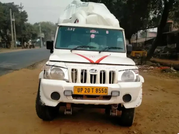 MAHINDRA Bolero Maxitruck Plus