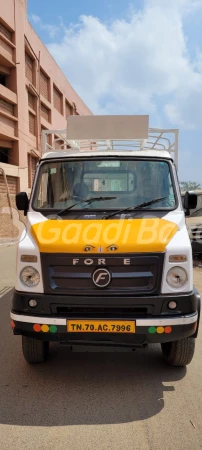 FORCE MOTORS TRAVELLER SHAKTIMAN