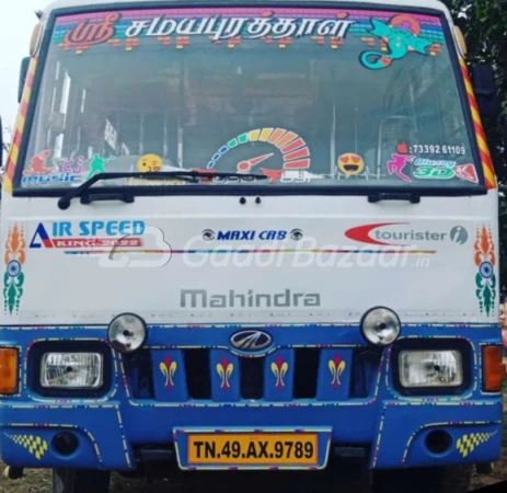 Mahindra Cruzio Staffbus