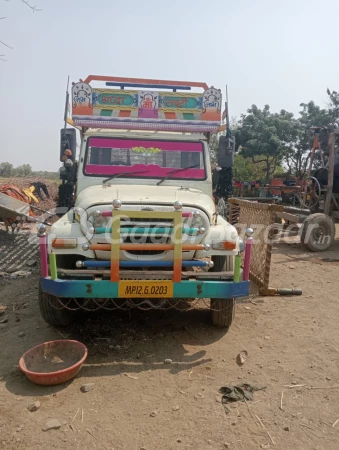 MAHINDRA Bolero Maxitruck CBC