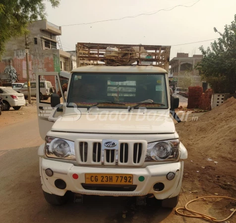 MAHINDRA Bolero Maxitruck Plus