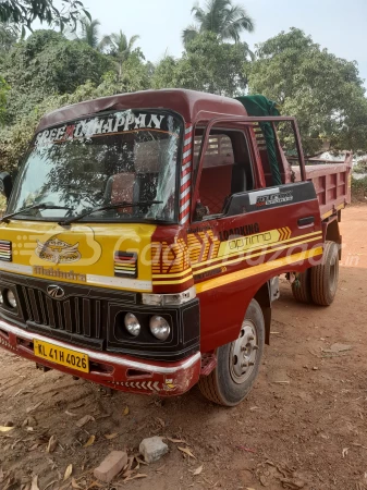 MAHINDRA Champion Load