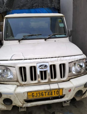 MAHINDRA Bolero Maxitruck Plus